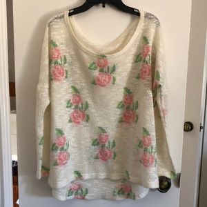 Flower pull over sweater